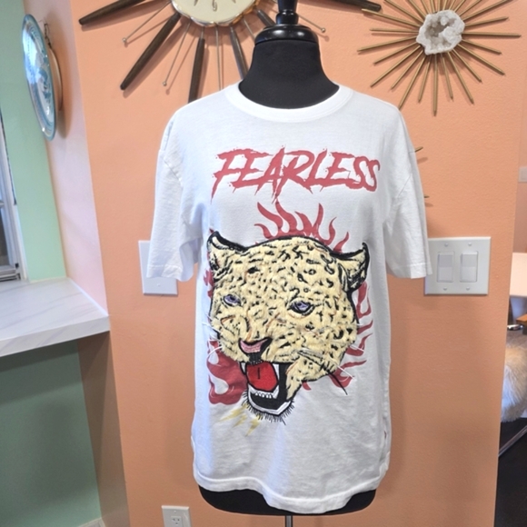 Members Only Large Fuzzy Leopard T-shirt White Fearless Cheetah Graphic Tee - Picture 1 of 13